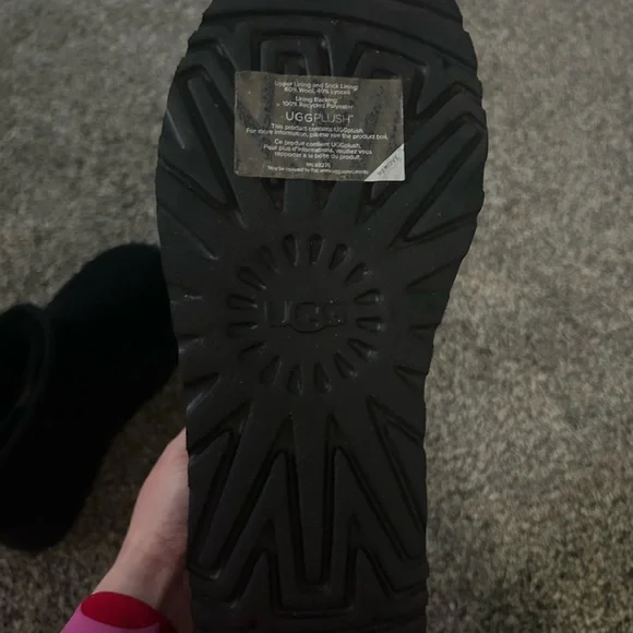 UGG Women's Classic Mini Black Platform Boots - Picture 4 of 16